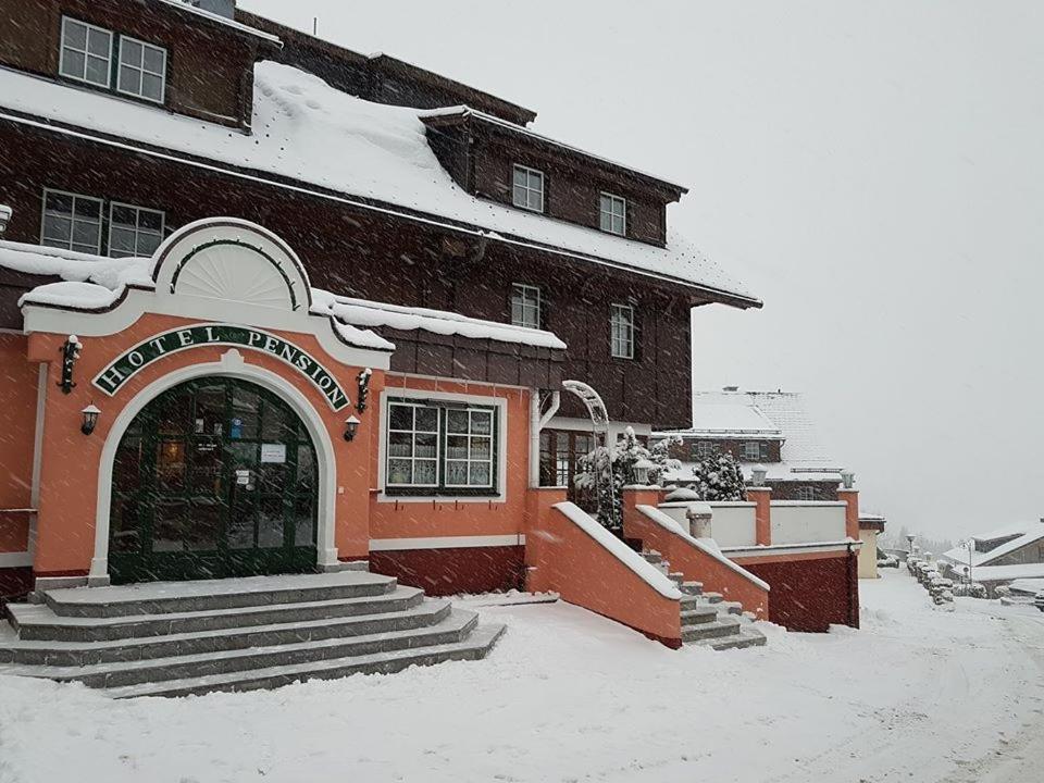 Hotel Tauplitzerhof Exteriör bild